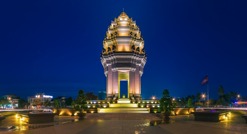 Tượng Đài Độc Lập - Cambodia